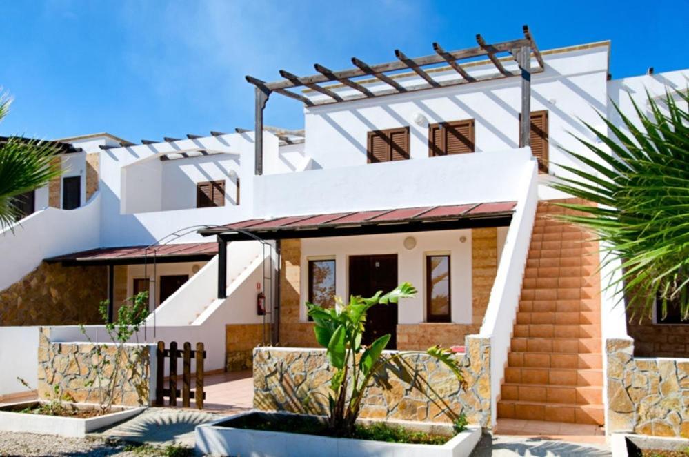 Tenuta Li Fani Residence Hotel มารินาดิเปสโคลูเซ ภายนอก รูปภาพ