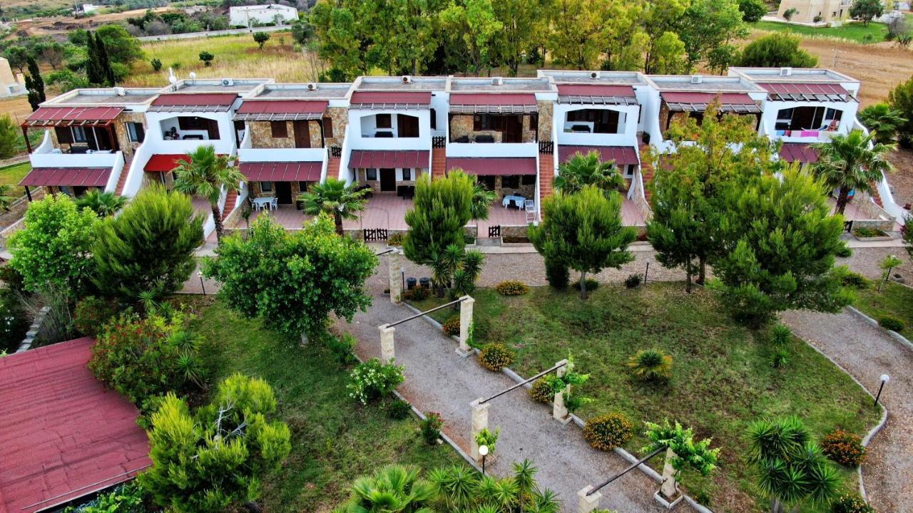 Tenuta Li Fani Residence Hotel มารินาดิเปสโคลูเซ ภายนอก รูปภาพ
