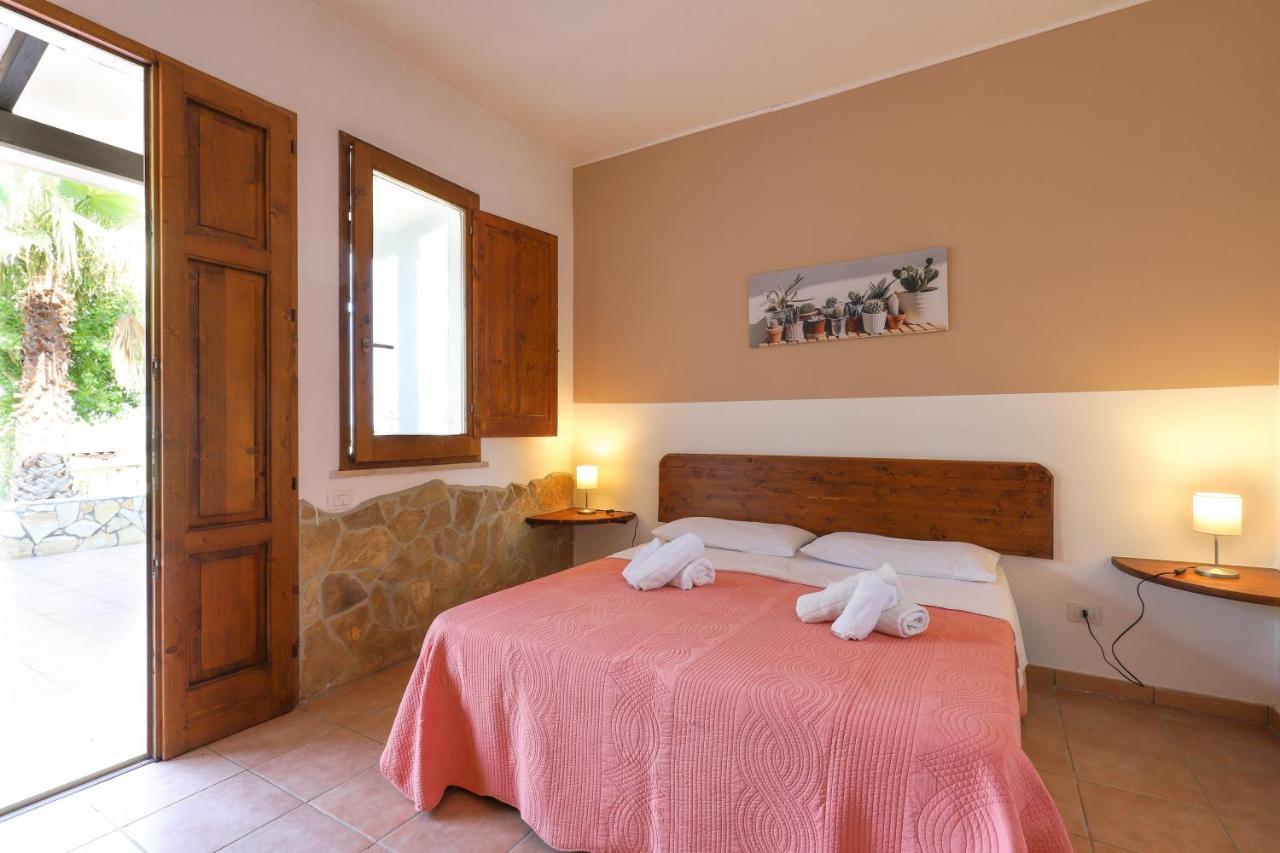 Tenuta Li Fani Residence Hotel มารินาดิเปสโคลูเซ ภายนอก รูปภาพ